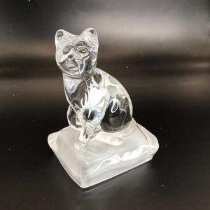 Lead Crystal Cat on Frosted Pillow Paperweight Figurine Crystal D'Arques